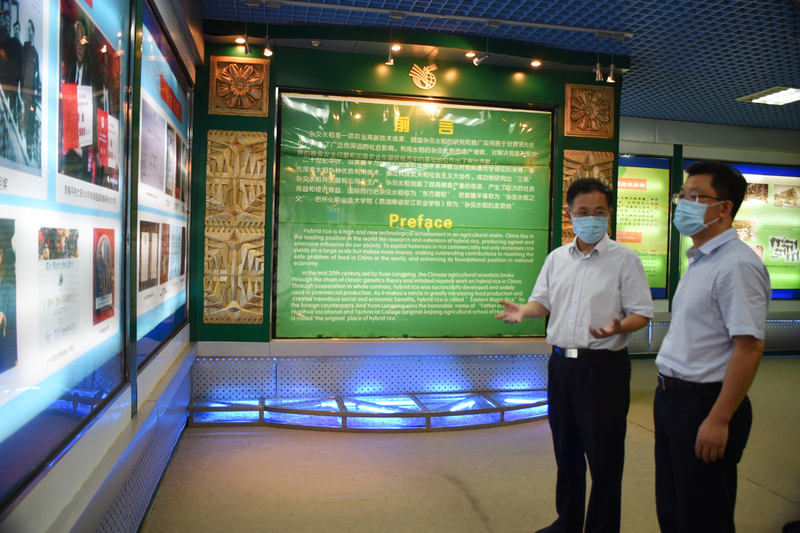 1630644355674080266.jpg DSC_0088.jpg