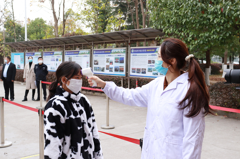 1637310789195021947.jpg IMG_5056.jpg