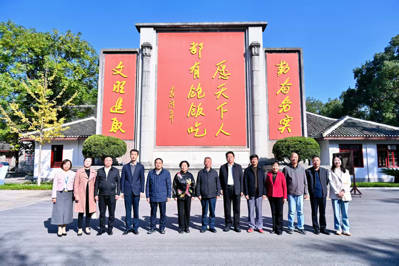 1763215581236063393.jpg cbad6125da4c7e5511bfa69e5d6e1853.jpg